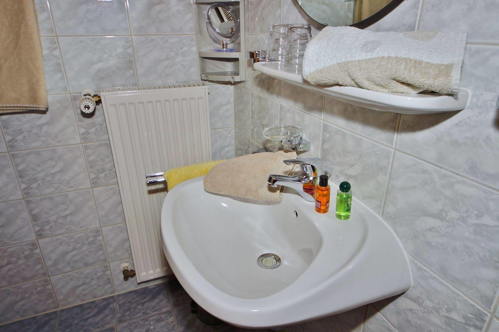 Ferienwohnung Johannesklause Mittenwald Exteriör bild